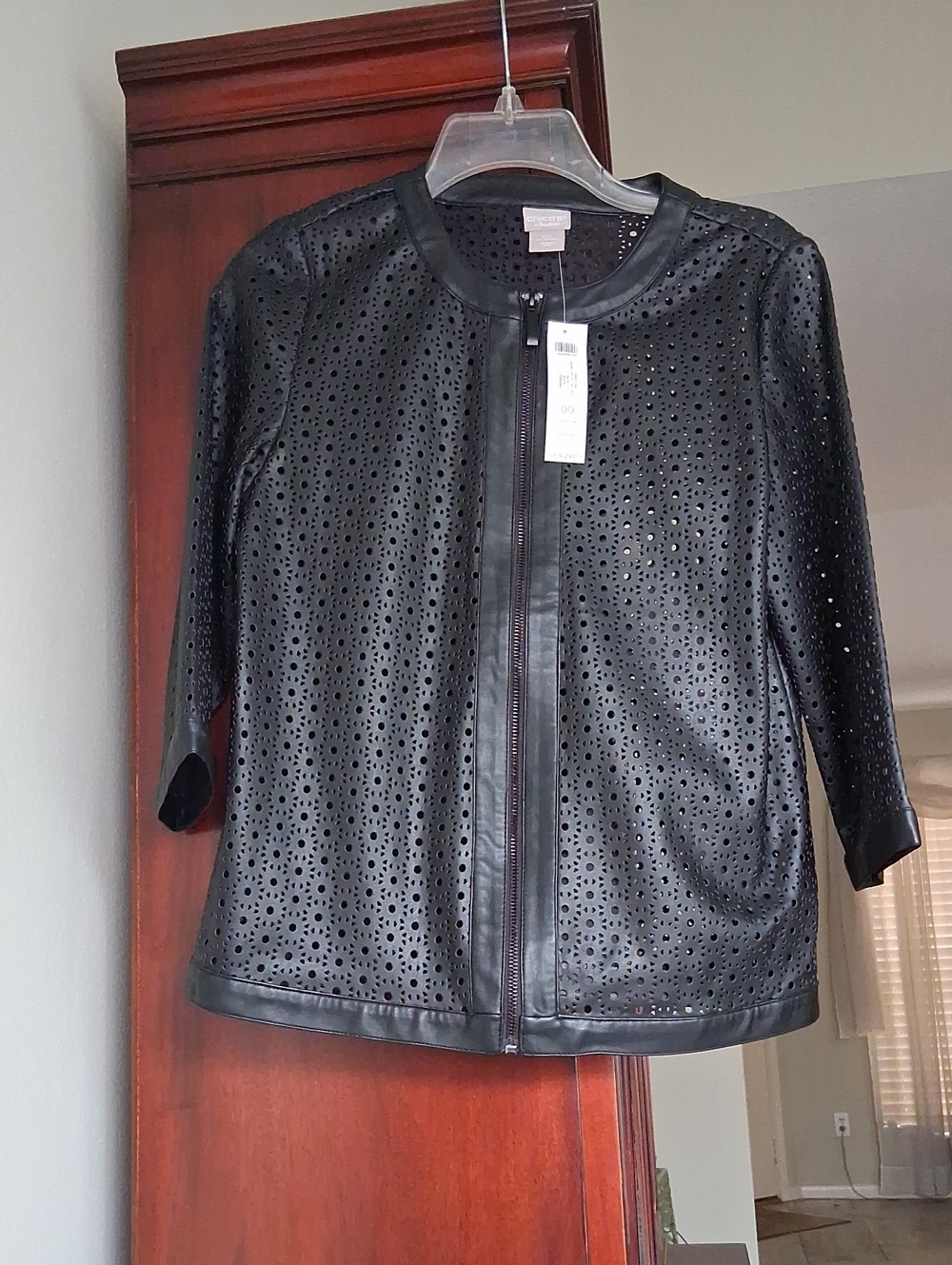 Chicos NWT Size 2